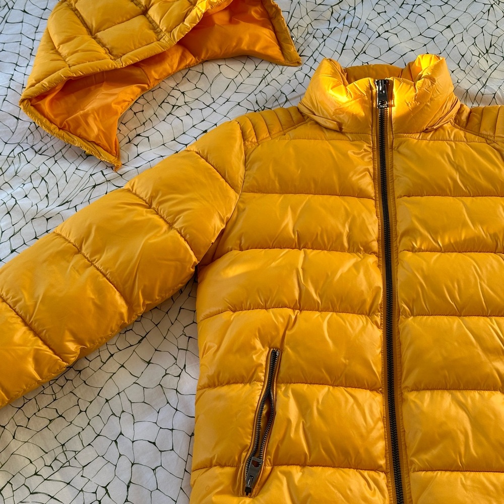Guess Yellow Puffer Jacket - Picture 2 of 5